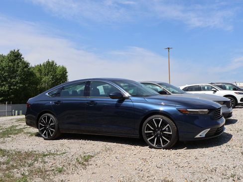 New 2026 Honda Accord Touring image 4