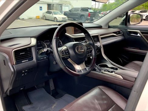 Used 2019 Lexus RX 350 FWD w/ Navigation Package image 17