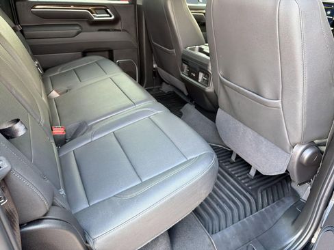 Used 2025 Chevrolet Silverado 2500 LT w/ Texas Edition image 29