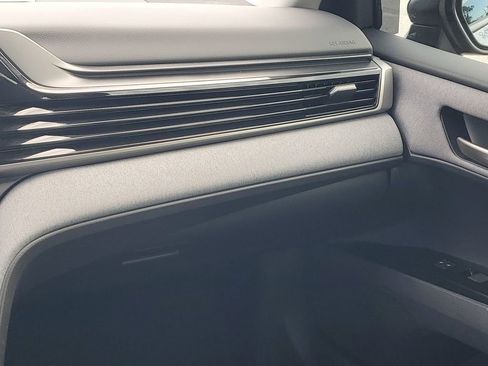 Certified 2025 Toyota Camry SE image 26