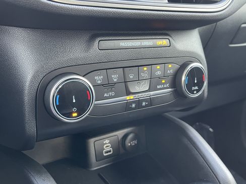 Used 2024 Ford Escape Active image 27