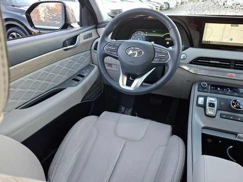 Certified 2022 Hyundai Palisade Calligraphy w/ Cargo Package image 14