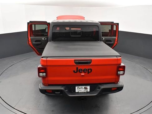 Used 2024 Jeep Gladiator Sport image 28