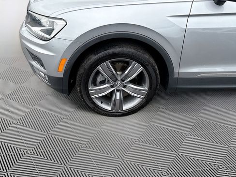 Used 2021 Volkswagen Tiguan SEL image 34