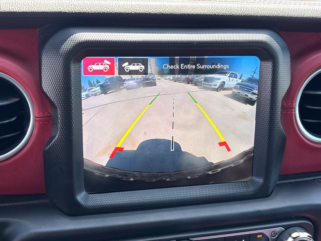 Used 2023 Jeep Wrangler Unlimited Rubicon 4xe AWD/4WD image 19