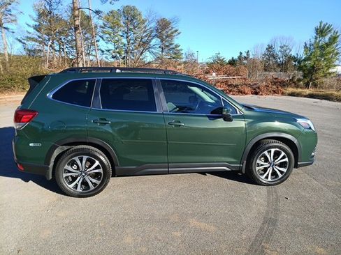 Used 2024 Subaru Forester Limited image 5