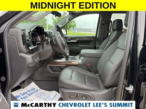 Used 2026 Chevrolet Silverado 1500 LT Trail Boss w/ LT Trail Boss Premium Package AWD/4WD image 57