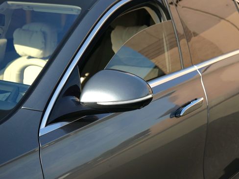Used 2023 Mercedes-Benz S 500 4MATIC image 9