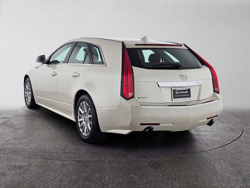 Used 2010 Cadillac CTS Luxury RWD image 5