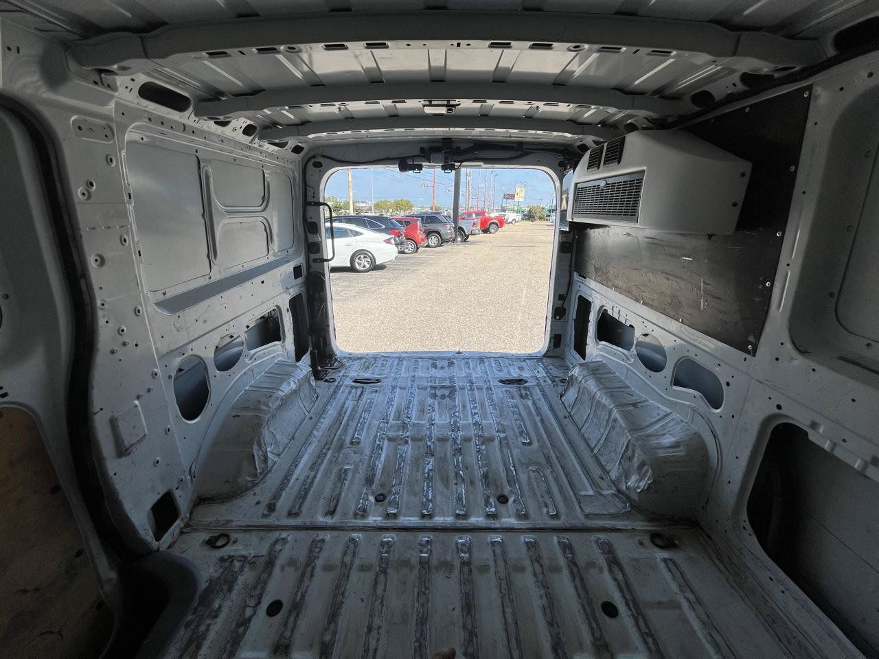 Used 2018 Nissan NV 2500 S RWD image 18