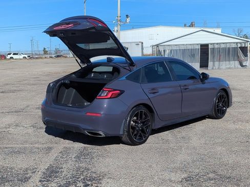 Used 2023 Honda Civic Sport Touring image 6