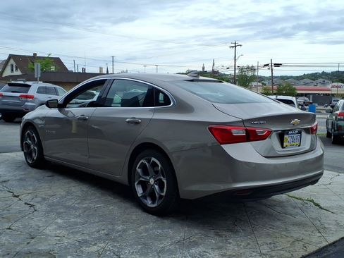 Used 2023 Chevrolet Malibu LT w/ Driver Confidence Package FWD image 4