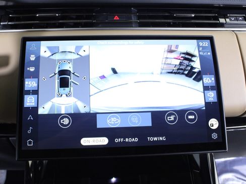 Used 2024 Land Rover Range Rover Sport SE image 30