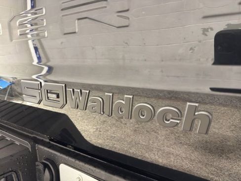 New 2026 Ford F250 Lariat w/ Black Appearance Package image 24