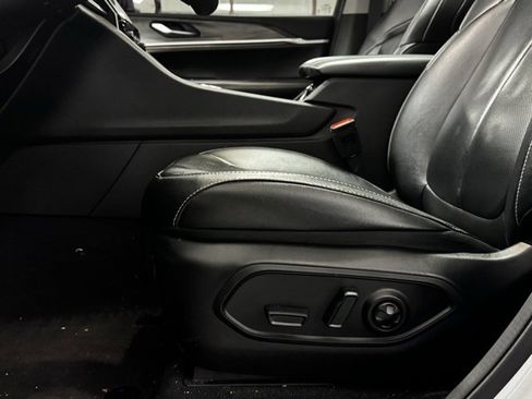 Used 2022 Jeep Grand Cherokee Limited 4xe w/ Luxury Tech Group II image 5