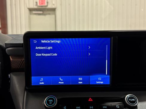 Used 2022 Ford Maverick Lariat w/ Lariat Luxury Package AWD/4WD image 39