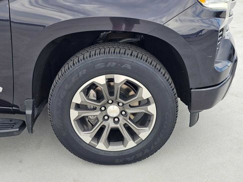 Used 2023 Chevrolet Silverado 1500 High Country AWD/4WD image 9