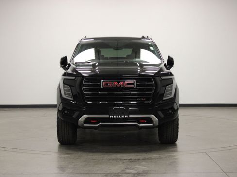 Used 2025 GMC Yukon XL AT4 w/ AT4 Premium Package AWD/4WD image 3