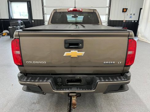 Used 2015 Chevrolet Colorado LT AWD/4WD image 5
