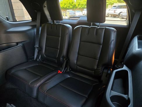 Used 2018 Ford Explorer Sport w/ Equipment Group 401A AWD/4WD image 14
