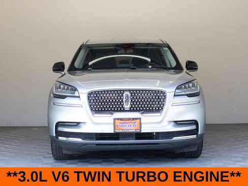 Used 2023 Lincoln Aviator AWD image 4