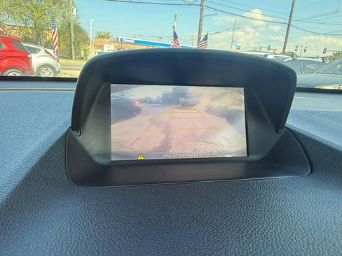 Used 2015 Buick Encore Convenience FWD image 19