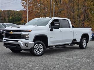 Used 2025 Chevrolet Silverado 2500 LT w/ All Star Edition video 2