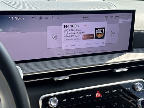 Used 2025 Genesis GV80 3.5T Prestige image 23