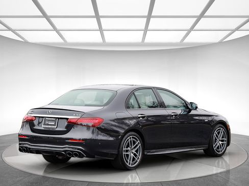 Certified 2023 Mercedes-Benz E 53 AMG 4MATIC Sedan image 4