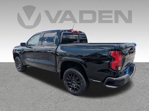 Used 2025 Chevrolet Colorado W/T w/ WT Custom Package RWD image 24