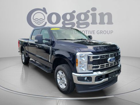 Certified 2025 Ford F250 XLT AWD/4WD image 4