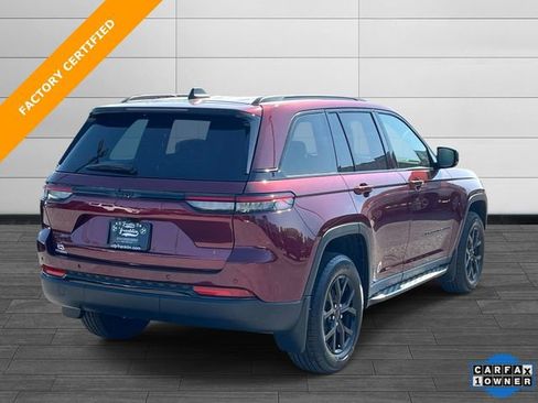 Certified 2024 Jeep Grand Cherokee Altitude AWD/4WD image 4