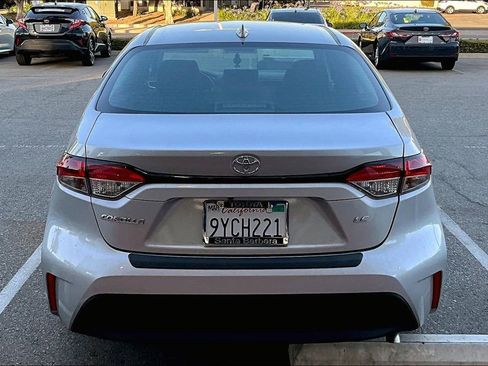 Used 2026 Toyota Corolla LE FWD image 5