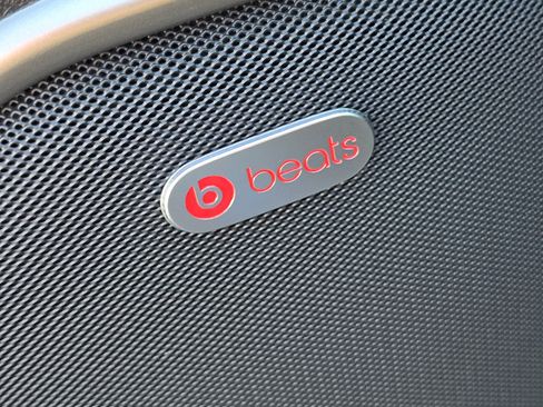 Used 2018 Dodge Durango SRT w/ SRT Interior Appearance Group image 17