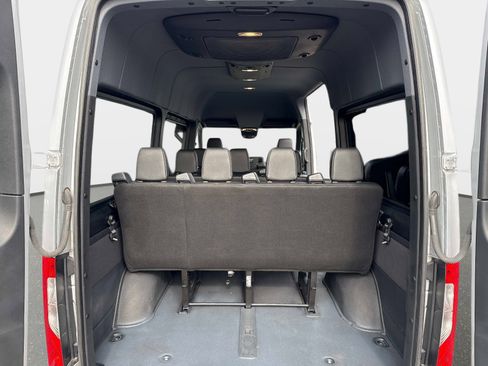 Used 2020 Mercedes-Benz Sprinter 2500 w/ Comfort Plus Package image 13