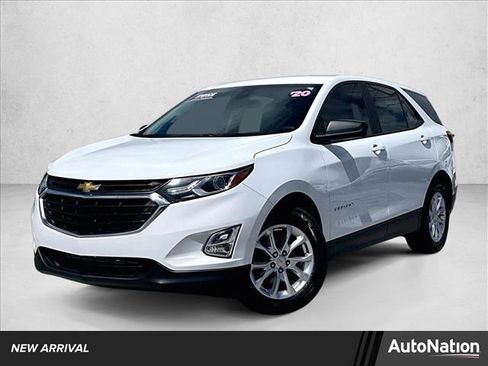 Used 2020 Chevrolet Equinox LS image 1