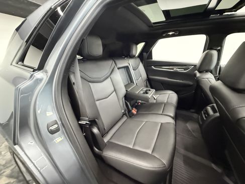 Used 2021 Cadillac XT5 Sportv AWD/4WD image 24