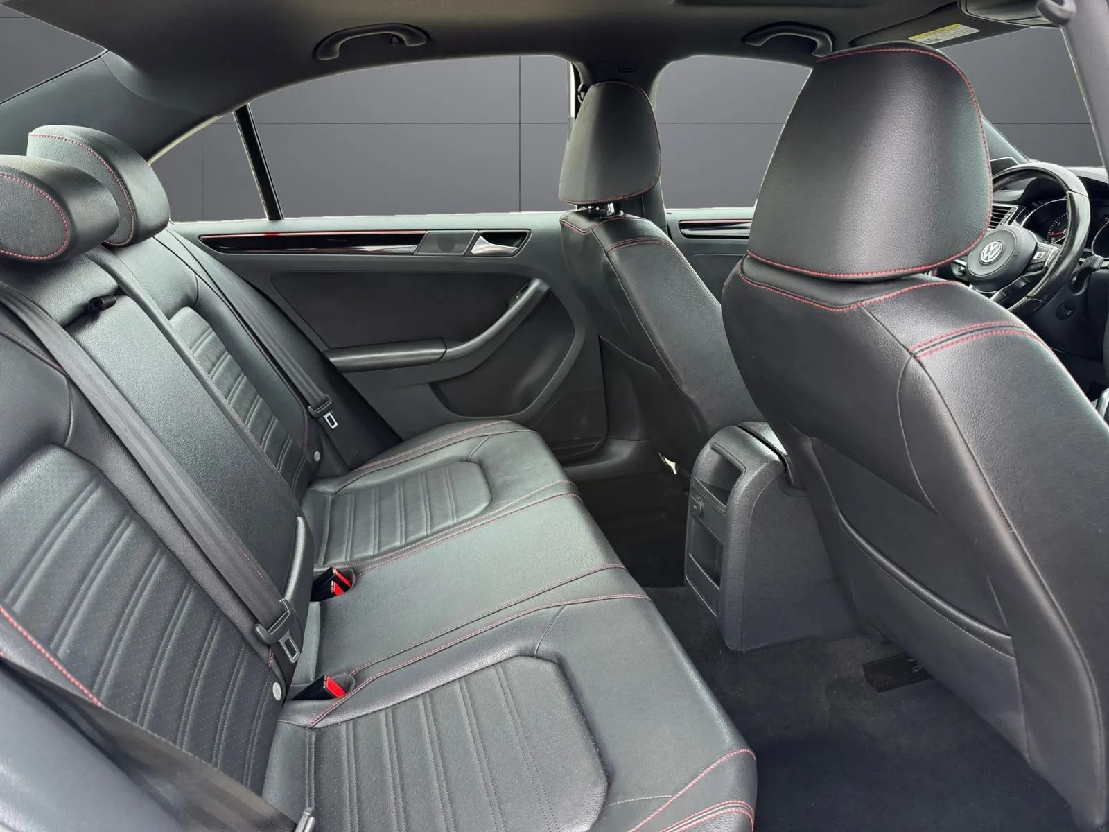 Used 2017 Volkswagen Jetta GLI FWD image 20