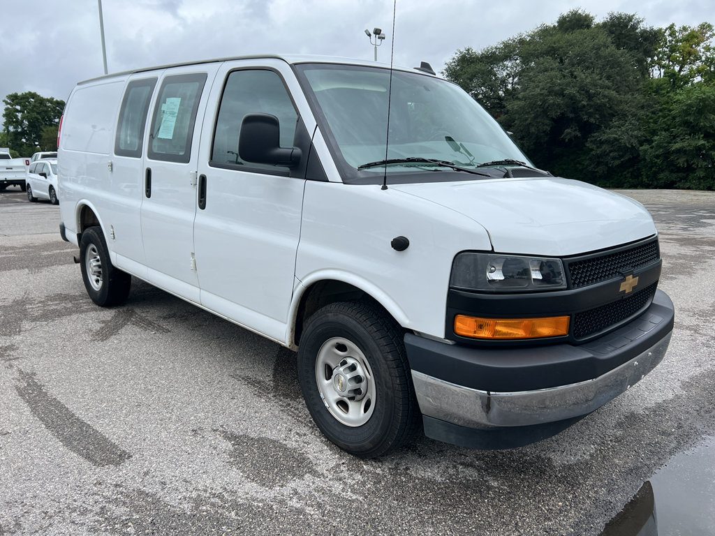 Used 2025 Chevrolet Express 2500 w/ Driver Convenience Package RWD image 1