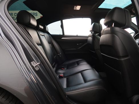 Used 2016 BMW 550i Sedan RWD image 41