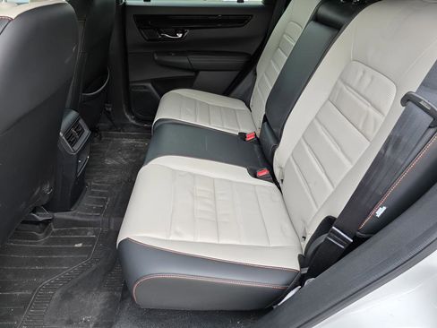 Used 2024 Honda CR-V Sport Touring image 15