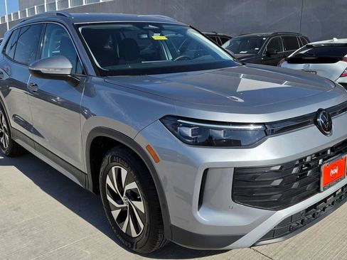 Certified 2026 Volkswagen Tiguan S FWD image 2