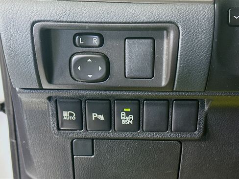 Used 2018 Lexus ES 350 w/ Navigation System Package FWD image 17