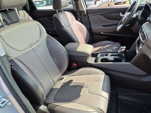 Used 2019 Hyundai Santa Fe FWD image 29