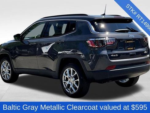 New 2024 Jeep Compass Latitude image 3