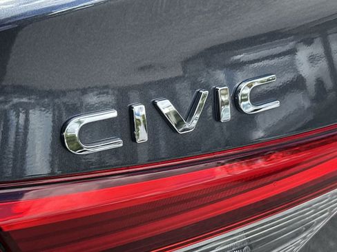 Used 2024 Honda Civic Sport image 11