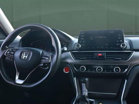 Used 2020 Honda Accord LX image 30