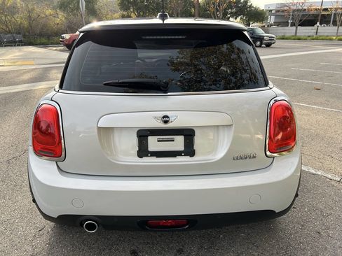 Used 2014 MINI Cooper 2-Door Hardtop w/ Premium Package image 13