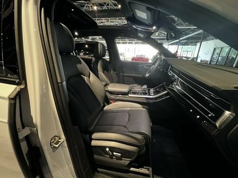 Used 2025 Audi Q7 3.0T Prestige w/ Prestige Package AWD/4WD image 29