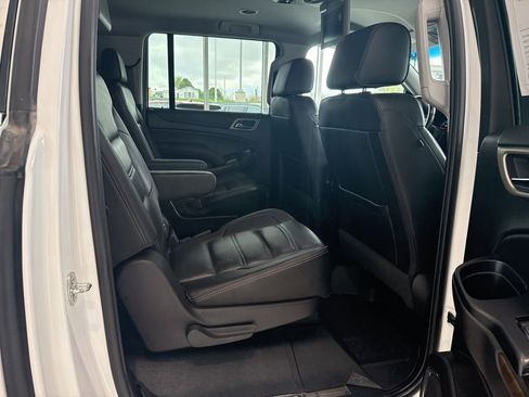 Used 2019 GMC Yukon XL Denali AWD/4WD image 18